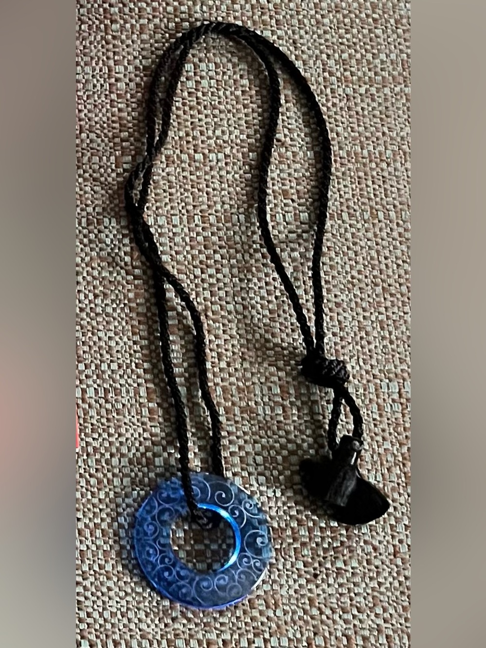 Authentic Baccarat Crystal Circle Donut Pendant Necklace Blue w/Box & Pouch EUC